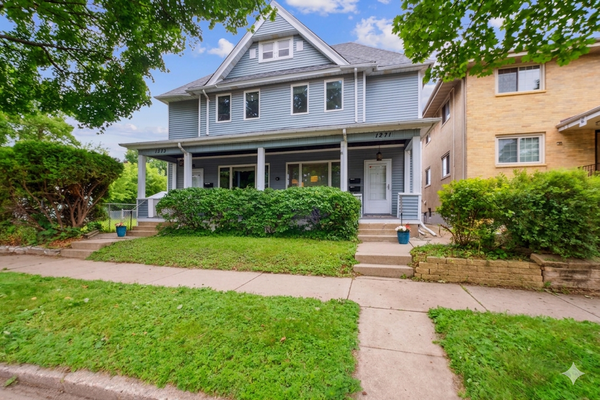 1273 7th Street W, Saint Paul, MN 55102