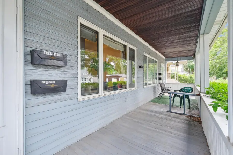 1273 7th Street W, Saint Paul, MN 55102 - #2