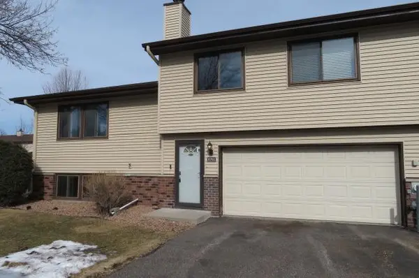 8761 N Maplebrook Circle, Brooklyn Park, MN 55445
