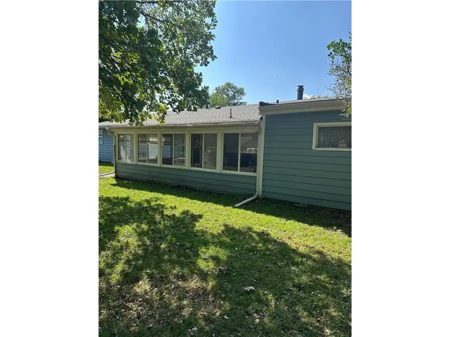 1002 Linden Street, Luverne, MN 56156 - #2