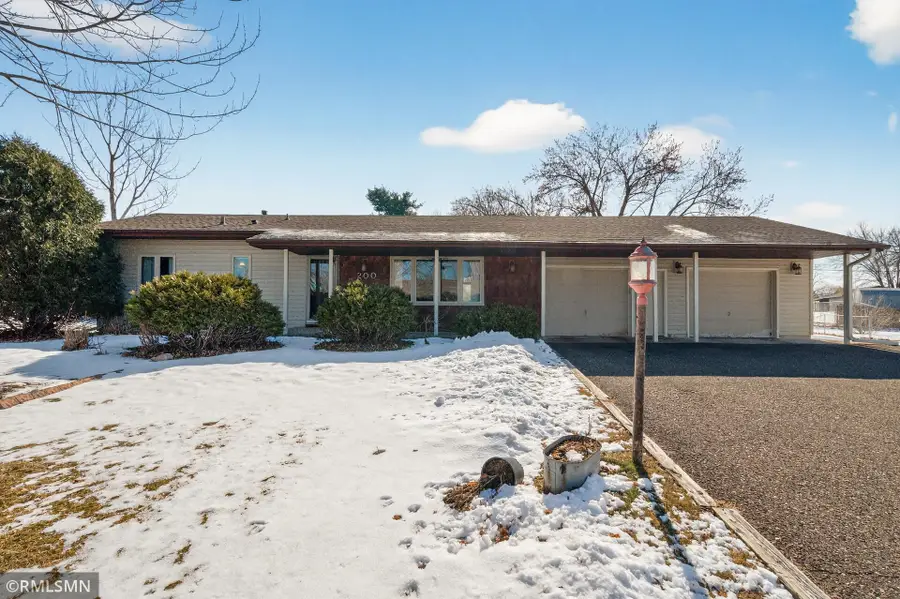 200 109th Avenue Nw, Coon Rapids, MN 55448 - #3