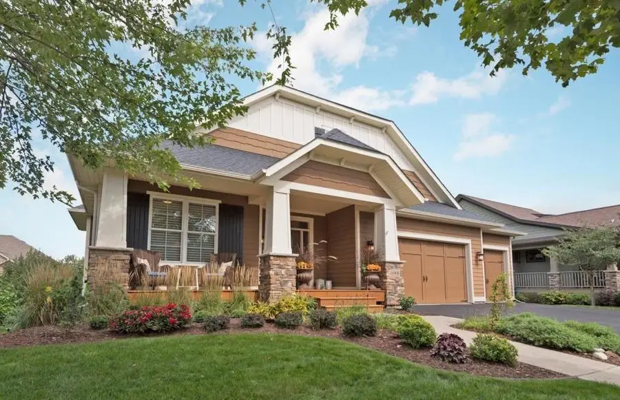 16908 E Lake Drive, Lakeville, MN 55044 - #2