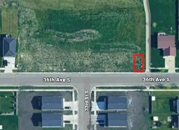 3324 36th Avenue S, Moorhead, MN 56560