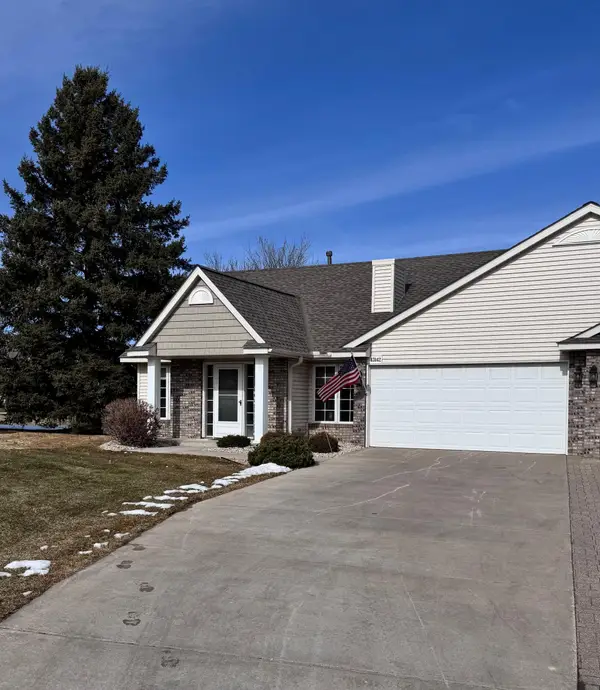 13142 Rose Street Nw, Coon Rapids, MN 55448