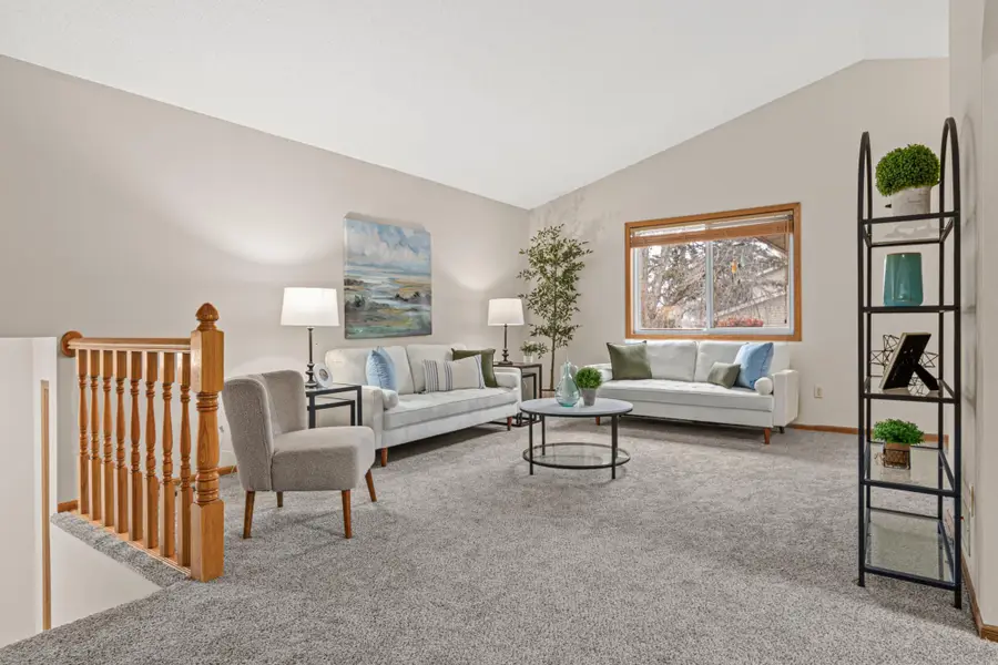 8001 Jeffery Avenue S, Cottage Grove, MN 55016 - #3