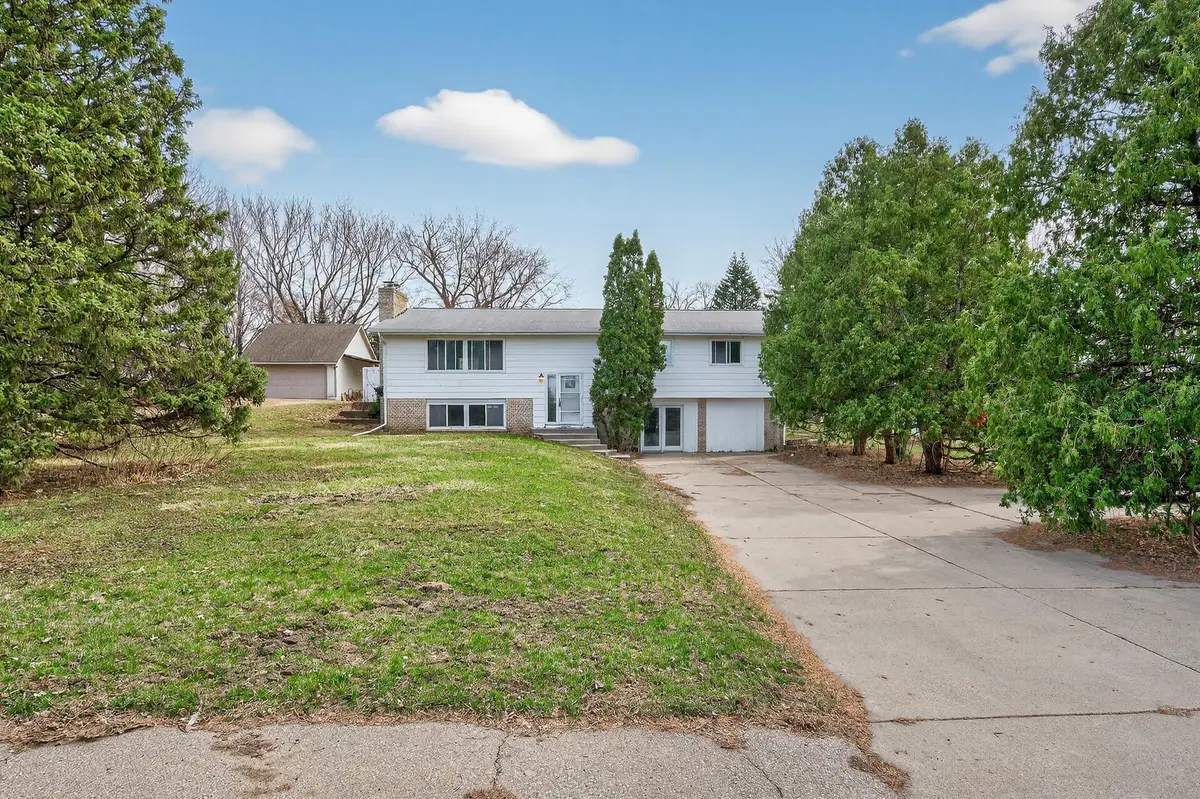 2850 Pilot Knob Road, Eagan, MN 55121 - #1