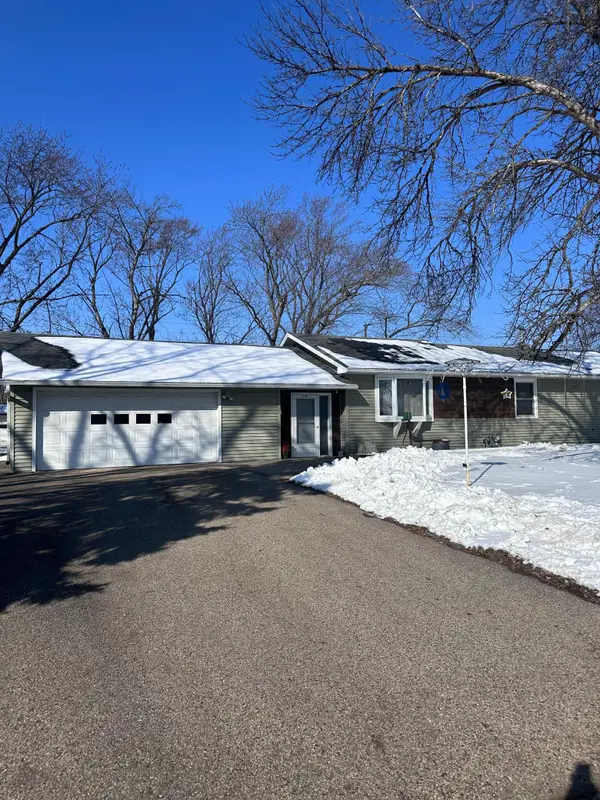 9130 Columbus Avenue S, Bloomington, MN 55420