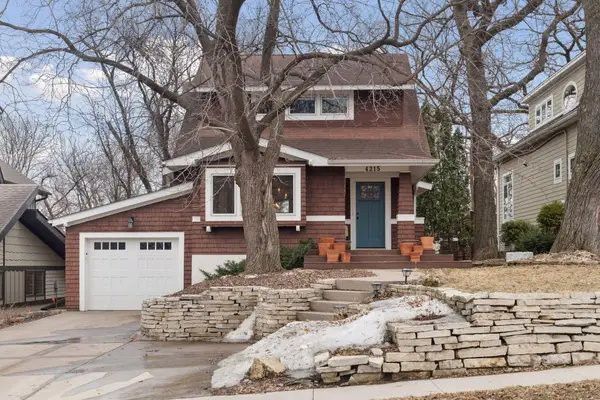 4215 Grimes Avenue S, Edina, MN 55416