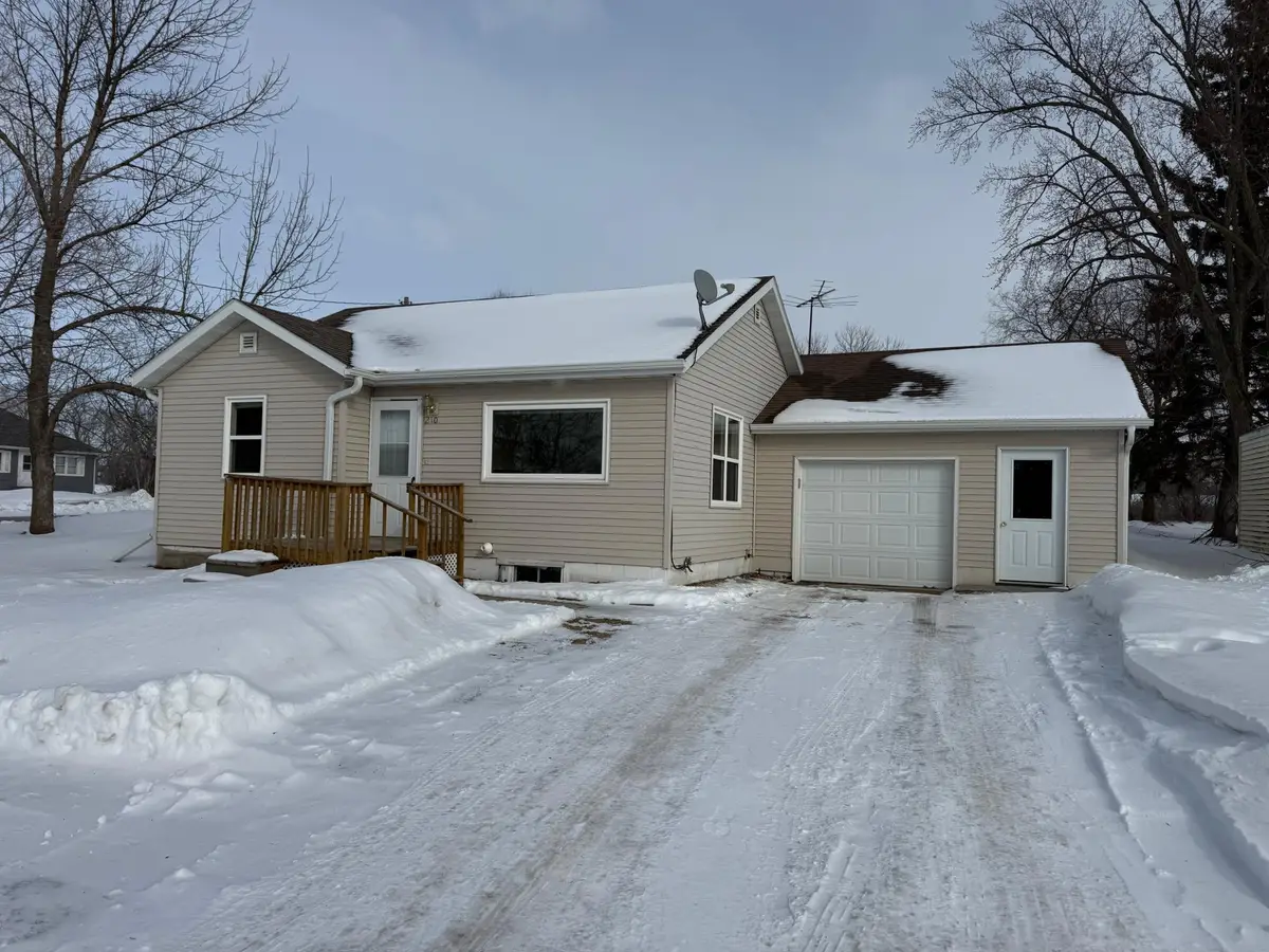 210 Elm Street Ne, Fertile, MN 56540 - #1