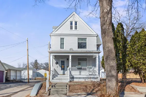 819 24th Avenue Ne, Minneapolis, MN 55418