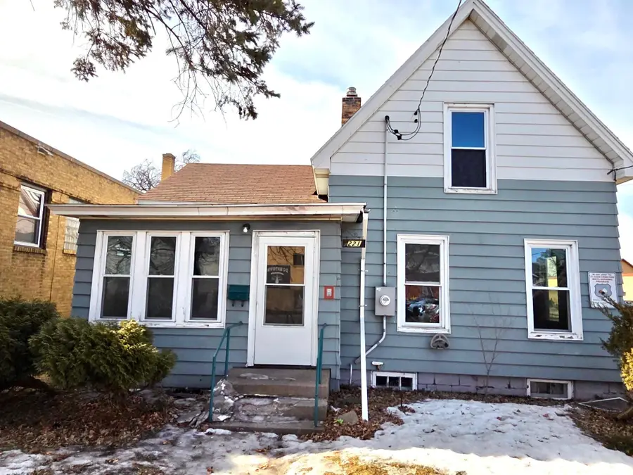 221 7th Avenue S, Saint Cloud, MN 56301 - #2