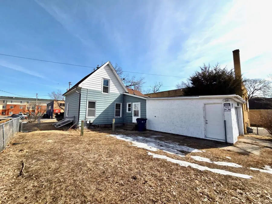 221 7th Avenue S, Saint Cloud, MN 56301 - #3