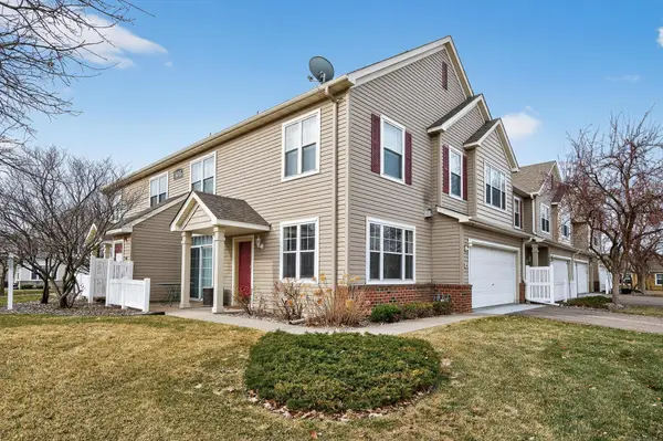 5055 Holly Lane N #4, Plymouth, MN 55446