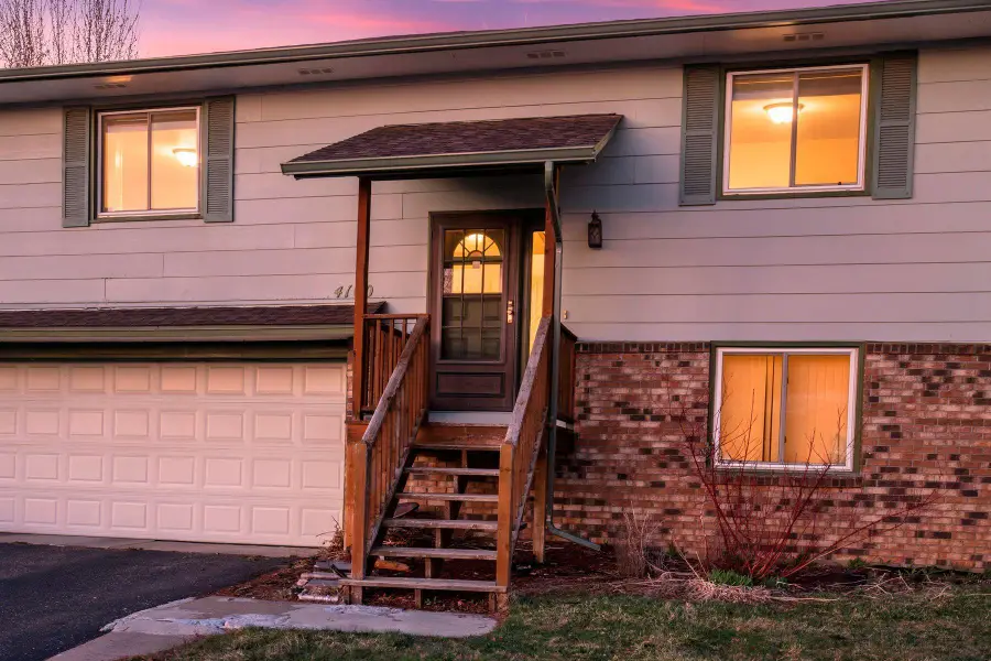 4100 Jordan Avenue N, New Hope, MN 55427 - #2