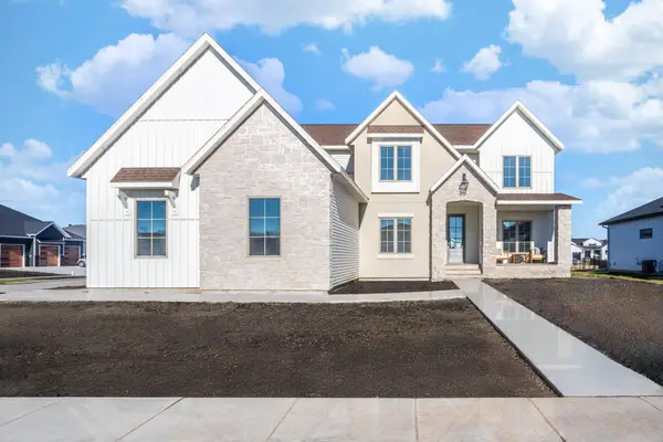 1101 Aspen Terrace, West Fargo, ND 58078