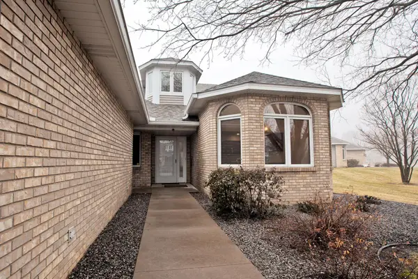 1212 Silverthorn Court, Shoreview, MN 55126