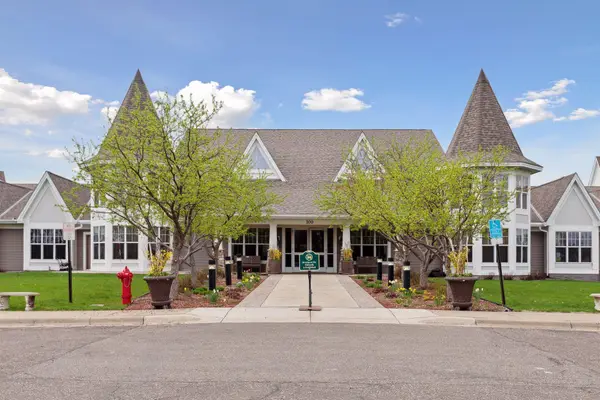 100 Clydesdale Trail #110, Medina, MN 55340