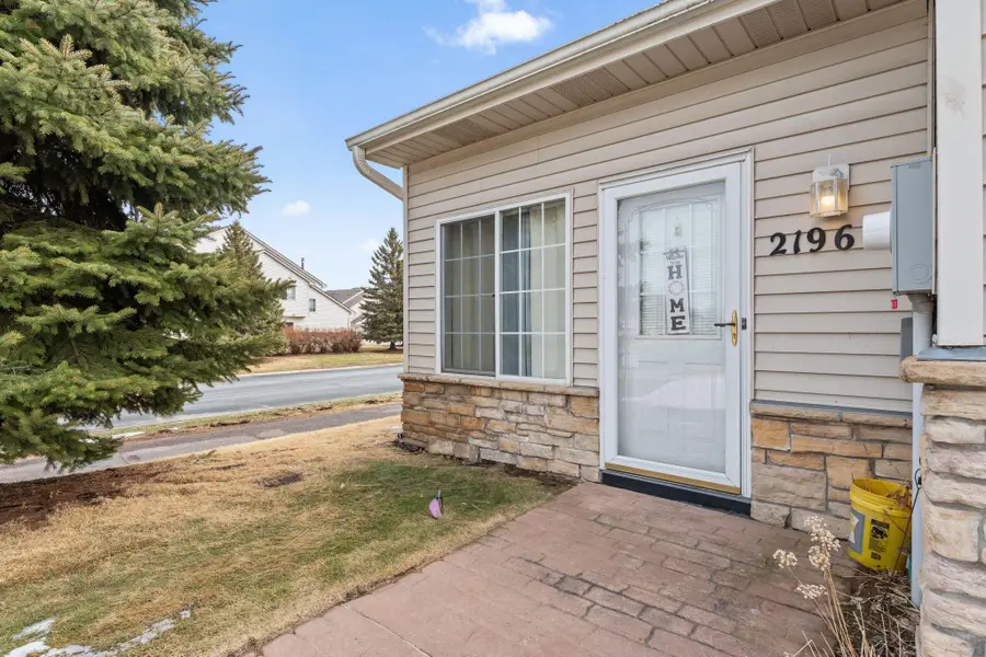 2196 Flamingo Drive, Shakopee, MN 55379 - #2