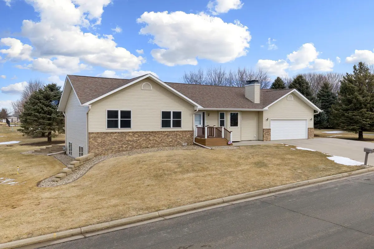 19 13th Street Ne, Kasson, MN 55944 - #1