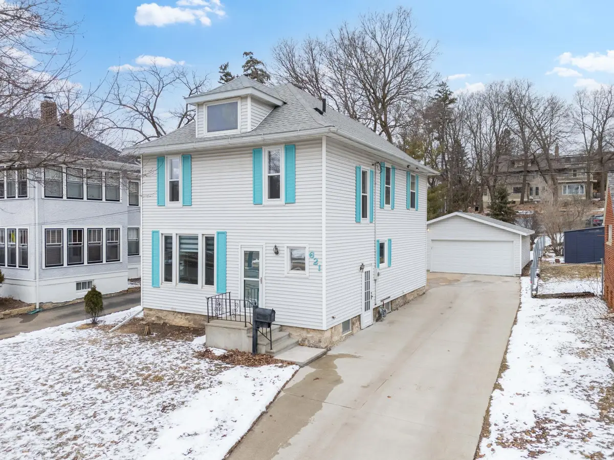 621 6th Street Sw, Rochester, MN 55902 - #1