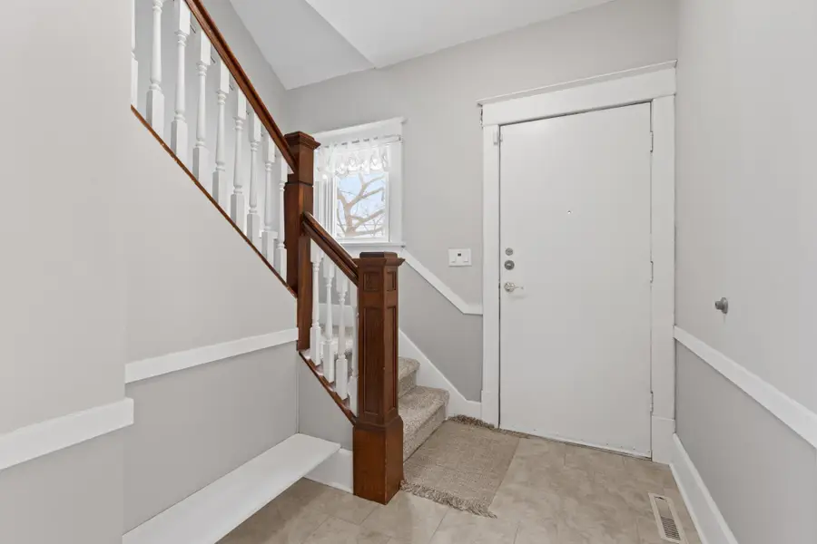 621 6th Street Sw, Rochester, MN 55902 - #2