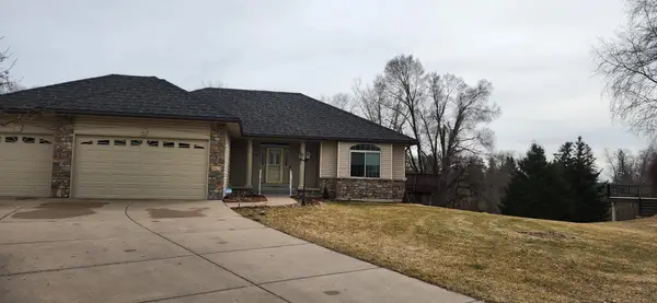 5821 212th Street N, Forest Lake, MN 55025