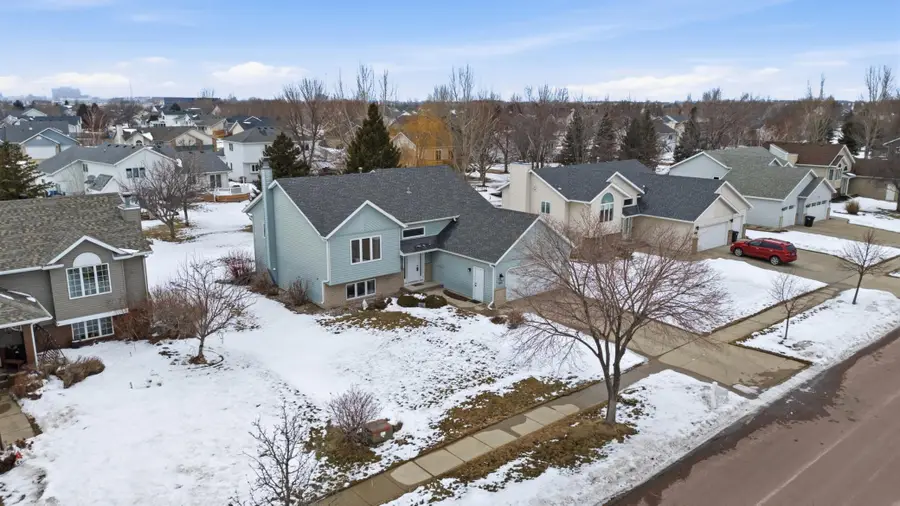 2819 33rd Street S, Fargo, ND 58103 - #3