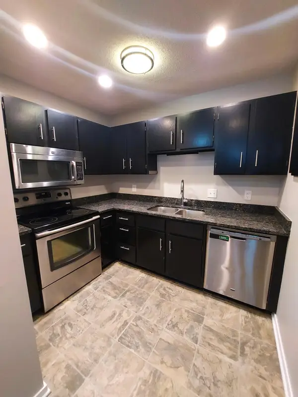 311 Pleasant Avenue #404, Saint Paul, MN 55102