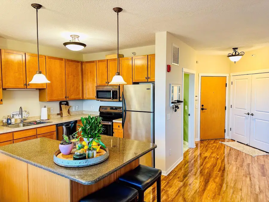 1070 Grandview Court Ne #304, Columbia Heights, MN 55421 - #2