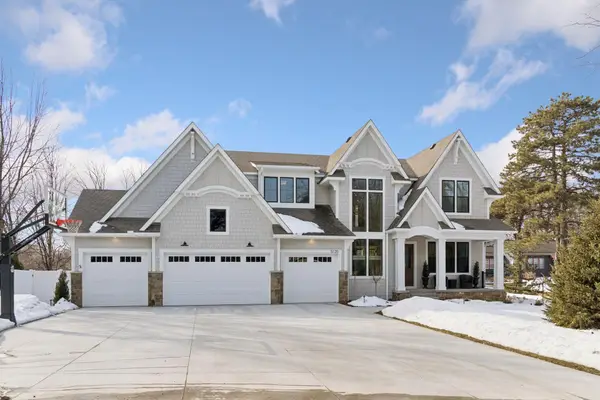 5120 Hooper Lake Road, Excelsior, MN 55331