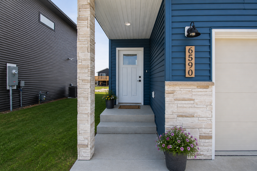 6590 68th Street S, Horace, ND 58047 - #3