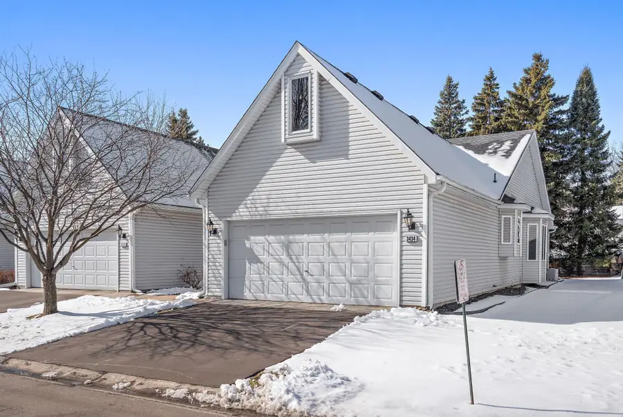 3434 Silver Lane Ne, Saint Anthony, MN 55421 - #2