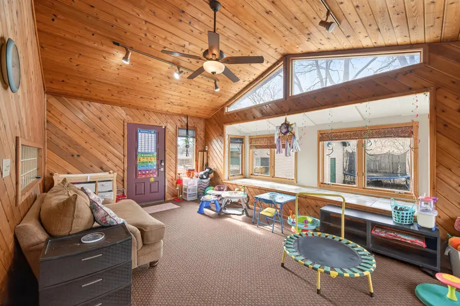 434 Wheelock Parkway E, Saint Paul, MN 55130 - #3