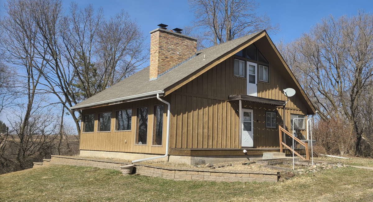 9630 10th Street Sw, Howard Lake, MN 55349 - #1