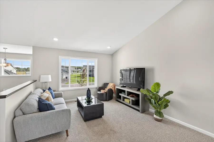 1404 Woods Road Ne, Isanti, MN 55040 - #3