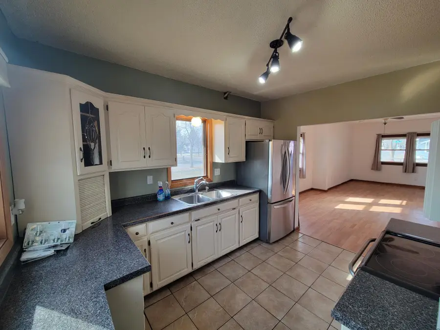 924 13th Avenue S, Saint Cloud, MN 56301 - #3