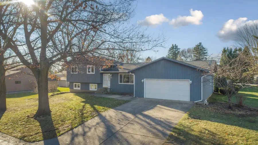 22 Mitchell Drive, Faribault, MN 55021 - #3