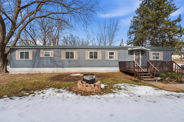 1335 W River Street #4, Monticello, MN 55362