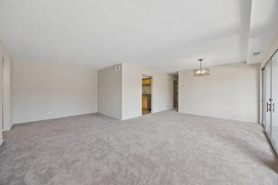 6320 Barrie Road #2B, Edina, MN 55435 - #3