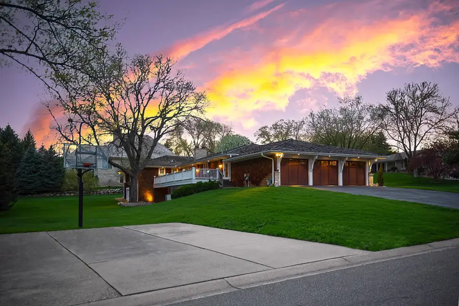 6601 Dovre Drive, Edina, MN 55436 - #3