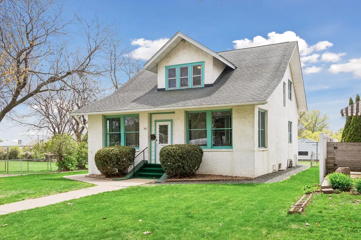 982 Topping Street, Saint Paul, MN 55103 - #1