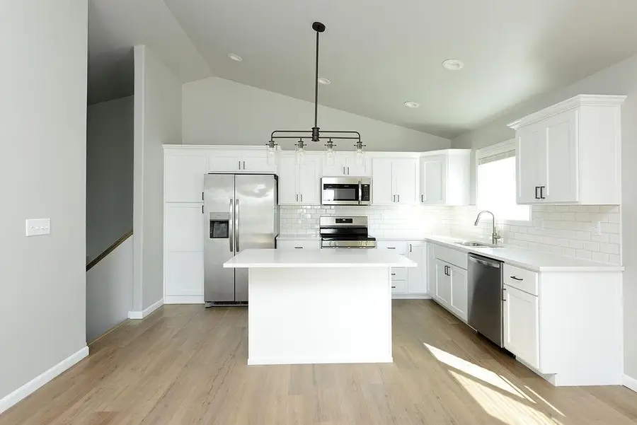 6434 82nd Avenue S, Horace, ND 58047 - #3