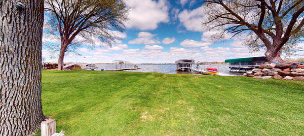 1607 Beach Drive Se, Forest Lake, MN 55025