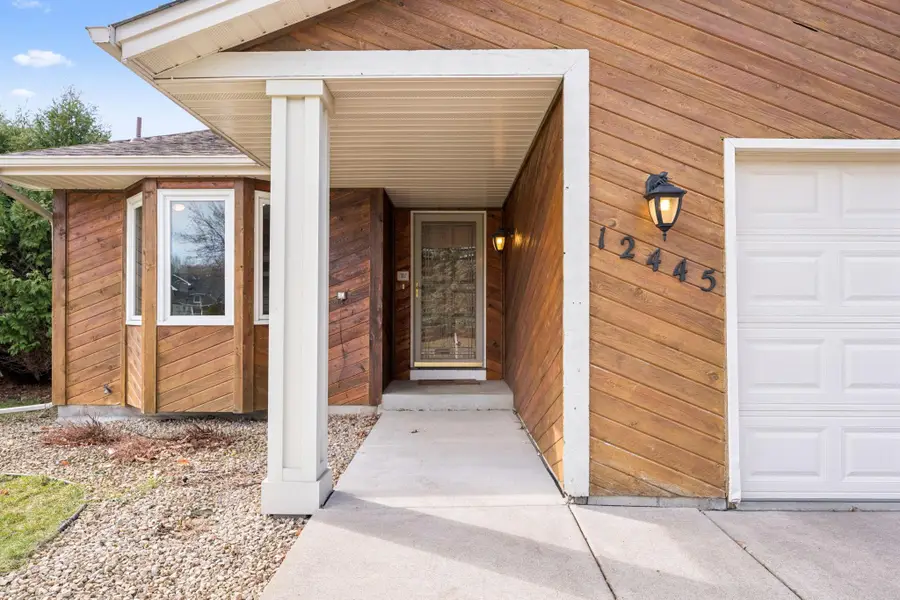 12445 50th Avenue N, Plymouth, MN 55442 - #2