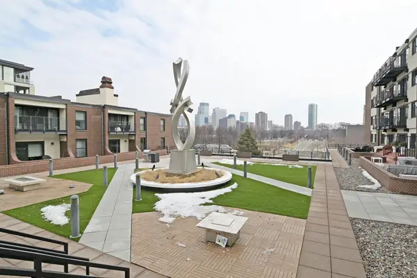 50 Groveland Terrace #C209, Minneapolis, MN 55403