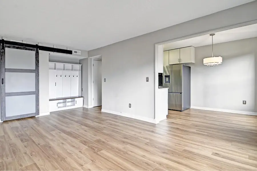 50 Groveland Terrace #C209, Minneapolis, MN 55403 - #3