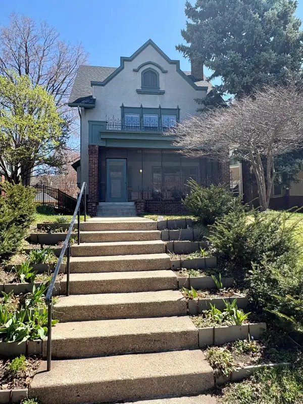 2421 Irving Avenue S, Minneapolis, MN 55405