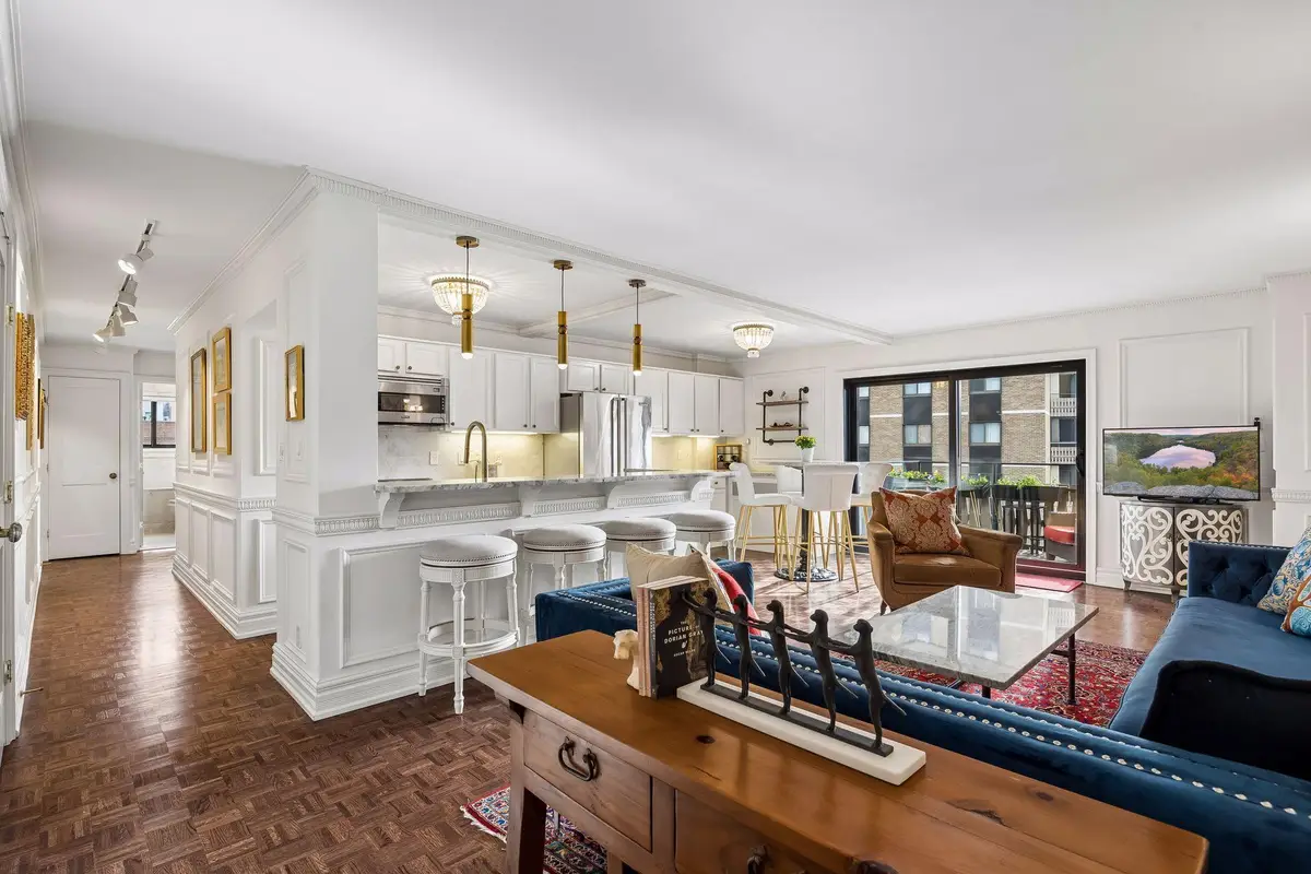 410 Groveland Avenue #404, Minneapolis, MN 55403 - #1