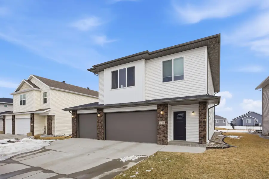 218 5th Street E, Horace, ND 58047 - #2