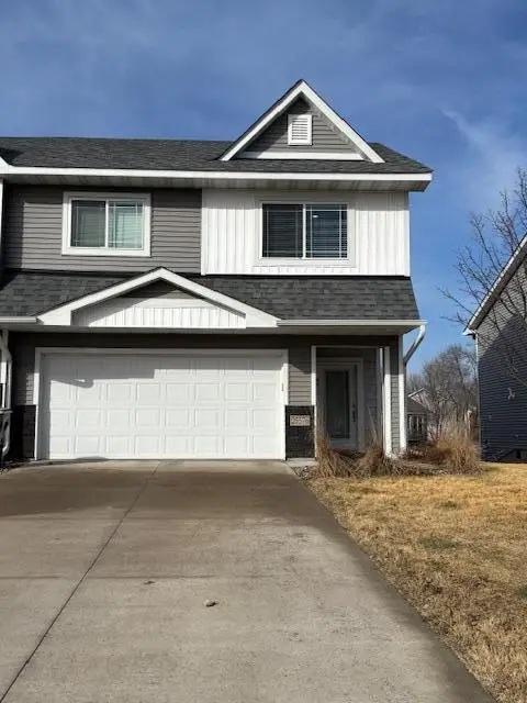 25576 5th Street W, Zimmerman, MN 55398